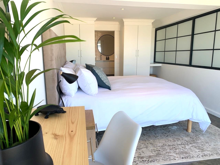 5 Bedroom Property for Sale in Old Place Western Cape